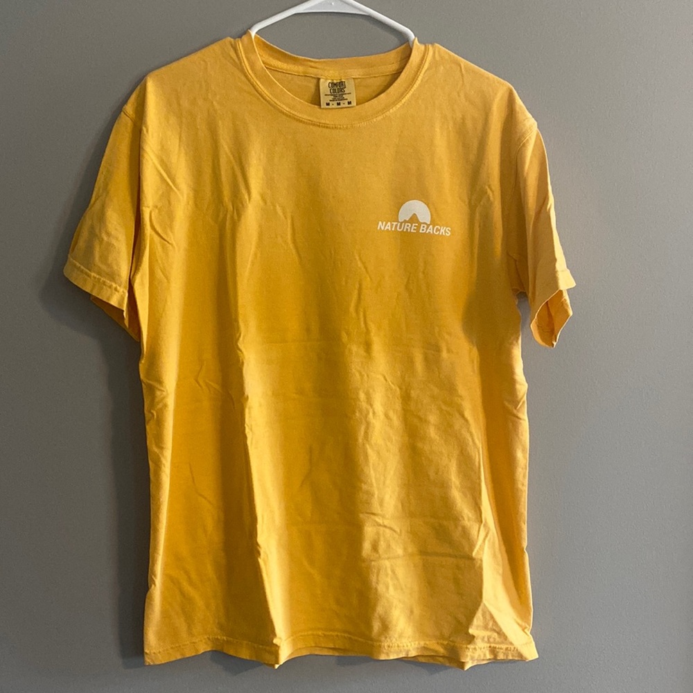 Nature Backs Sunrise Tee